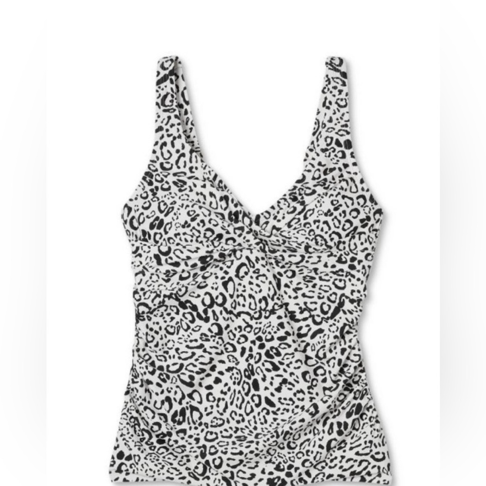 Women’s Leopard Print Twist-Front Tankini Top By  Kona Sol, Size Medium